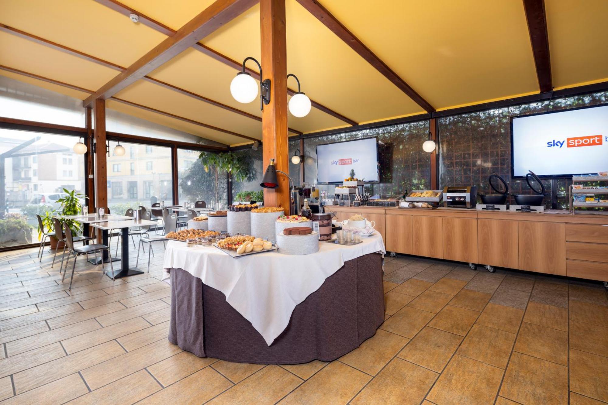 Best Western Hotel Cristallo Rovigo Esterno foto