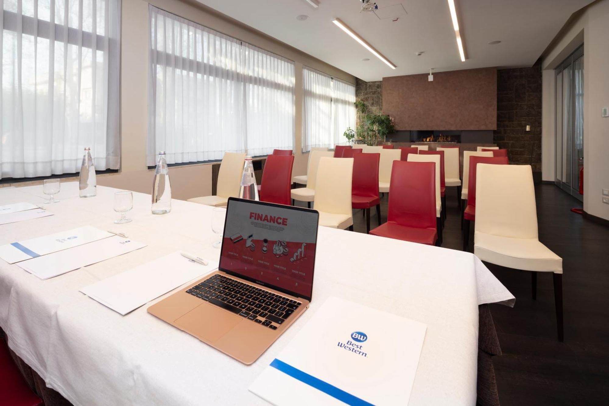 Best Western Hotel Cristallo Rovigo Esterno foto