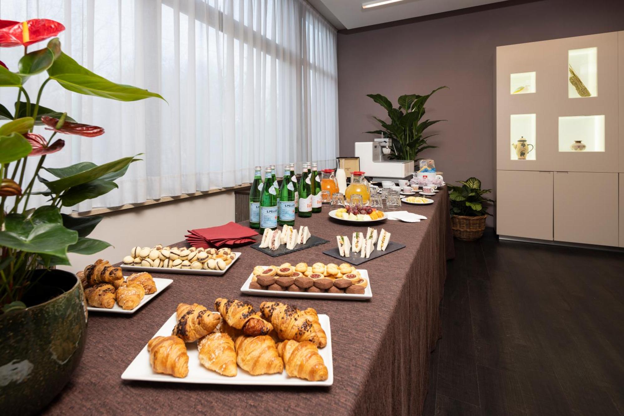 Best Western Hotel Cristallo Rovigo Esterno foto